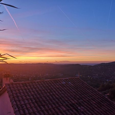 Vue Mer, Au Calme, Avec Jardin ! Spéracèdes Extérieur photo