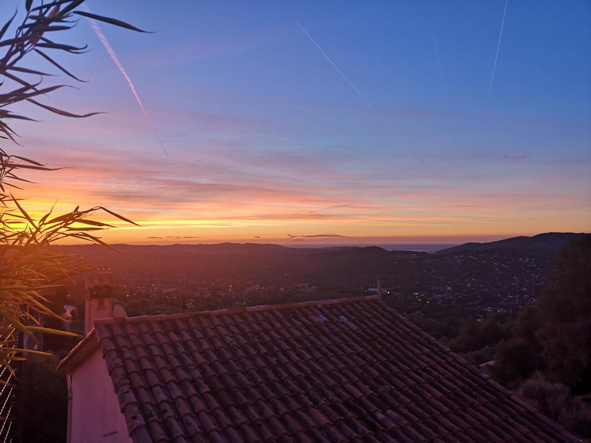 Vue Mer, Au Calme, Avec Jardin ! Spéracèdes Extérieur photo